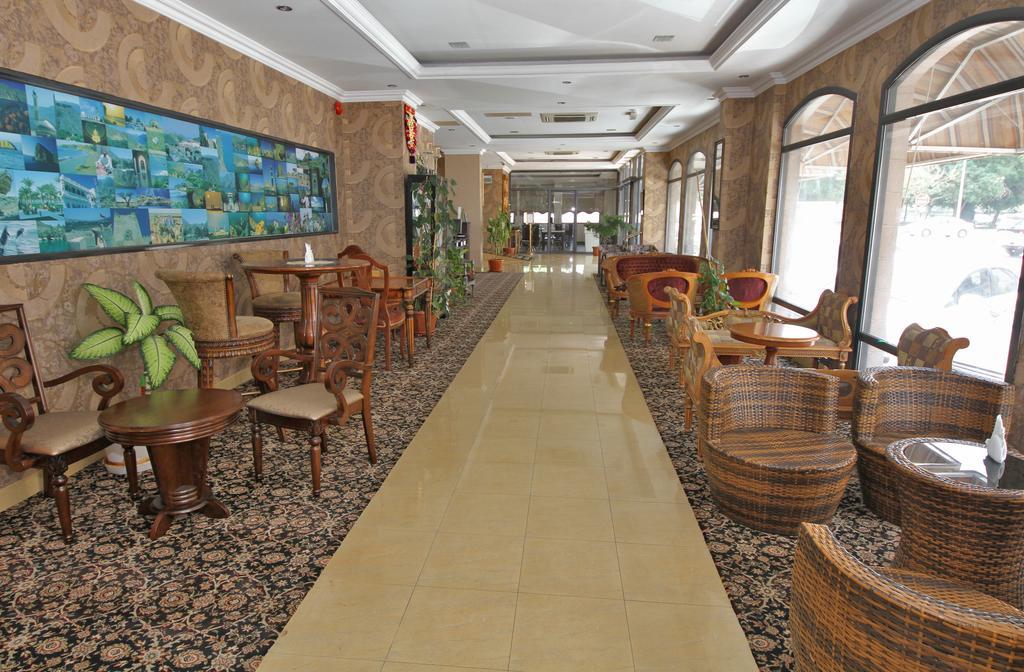 Delmon Hotel Apartments Maszkat Kültér fotó