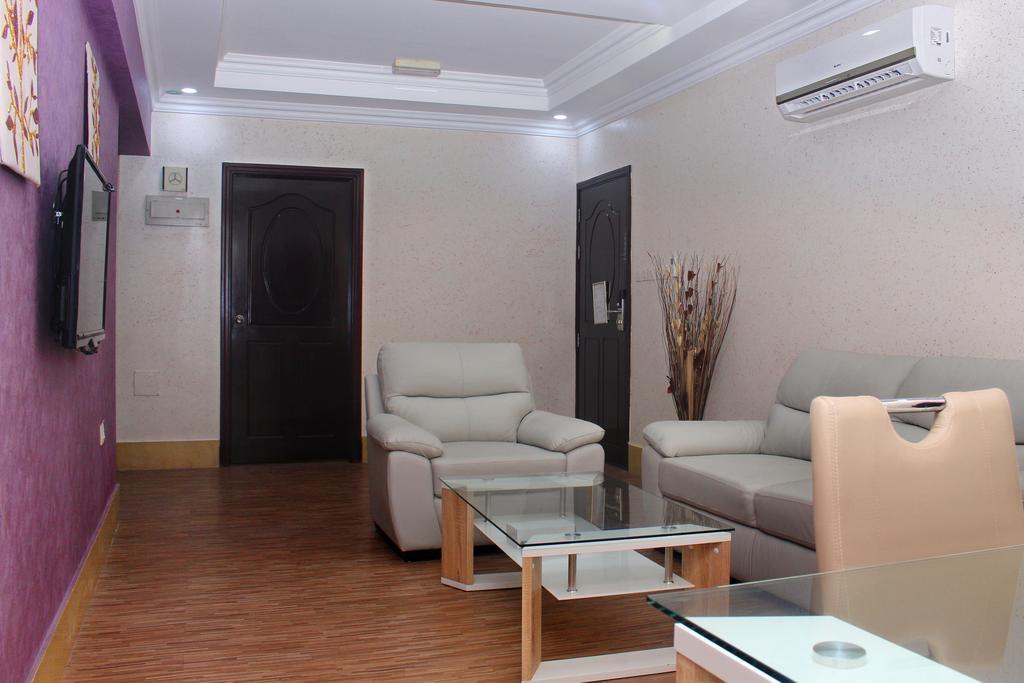 Delmon Hotel Apartments Maszkat Kültér fotó