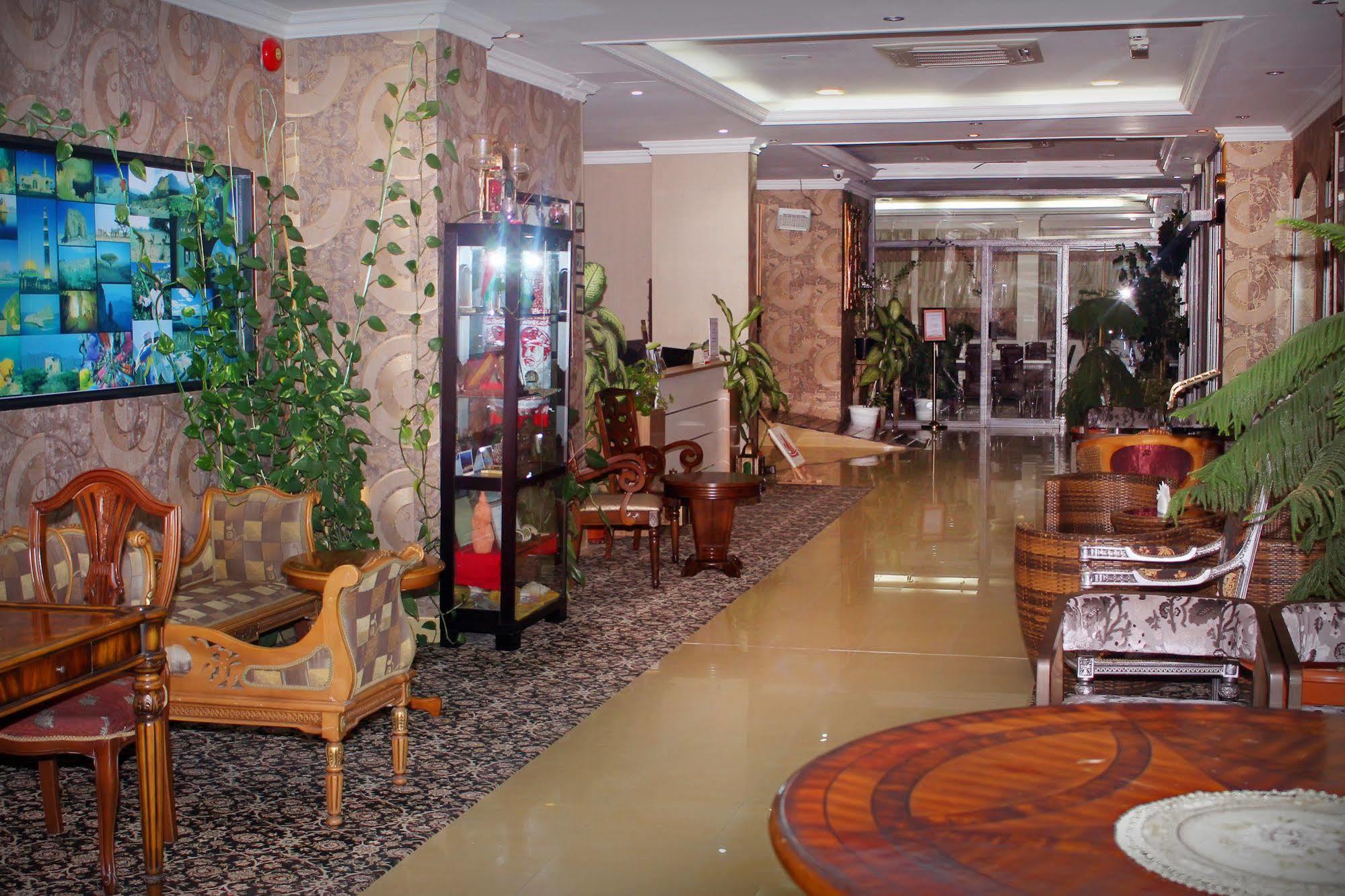Delmon Hotel Apartments Maszkat Kültér fotó